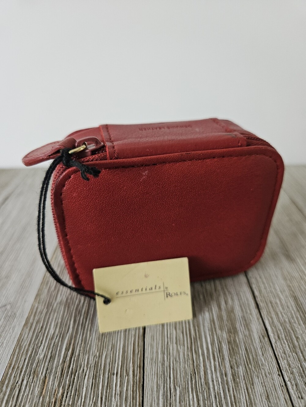 Essentials by Rolfs Red Genuine Leather 3.5" Pocket Pusre Zippered Pill Case wit